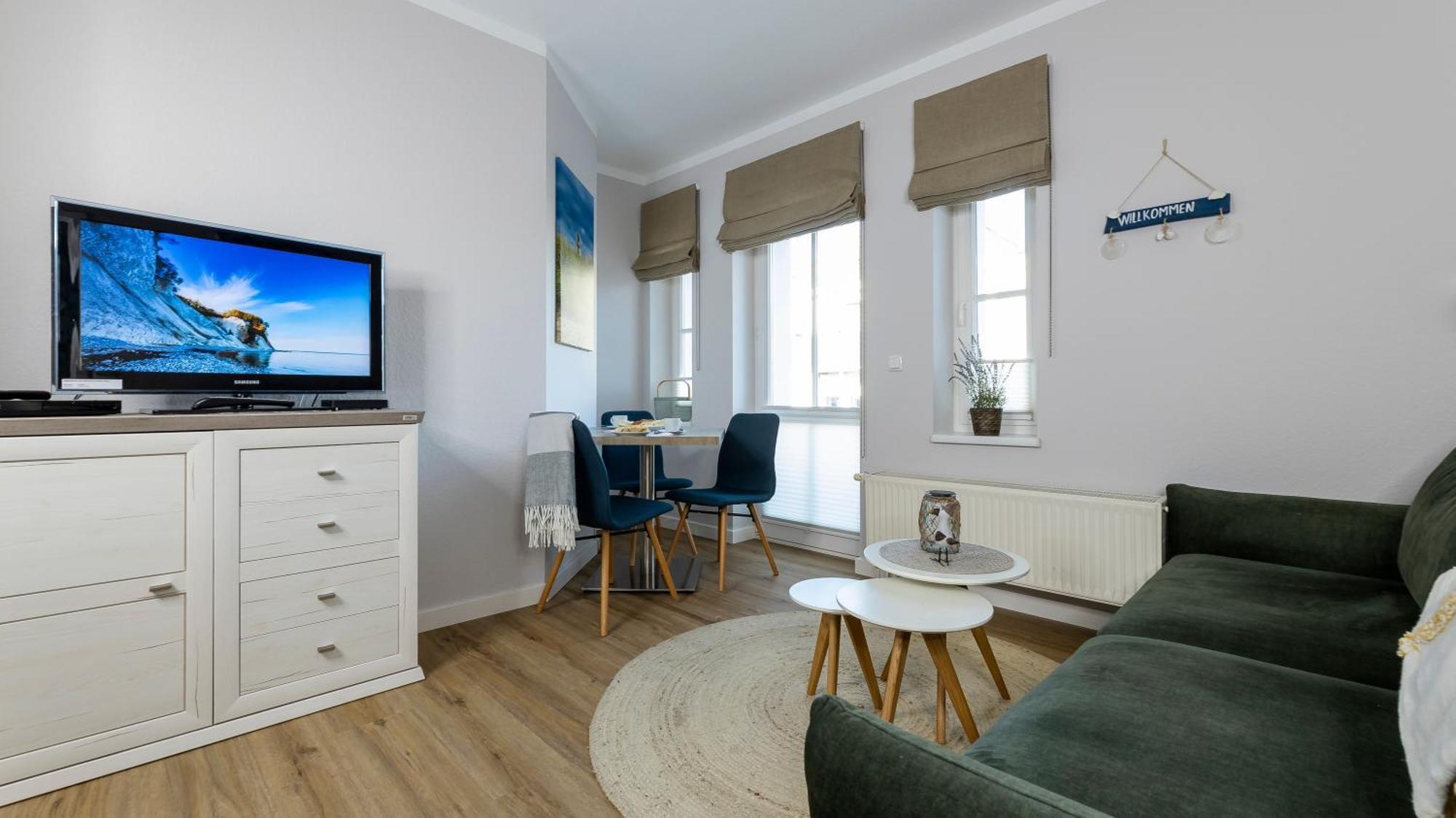 Haus Seeblick Mit 9 Wohnungen Alt Reddevitz エクステリア 写真