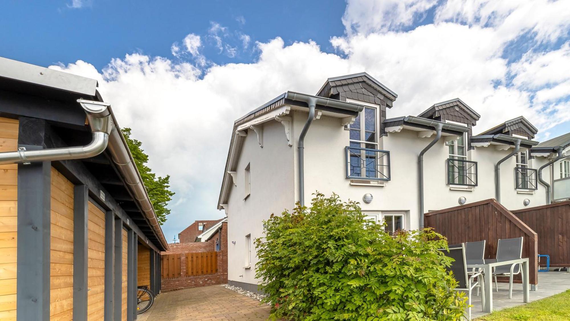 Haus Seeblick Mit 9 Wohnungen Alt Reddevitz エクステリア 写真