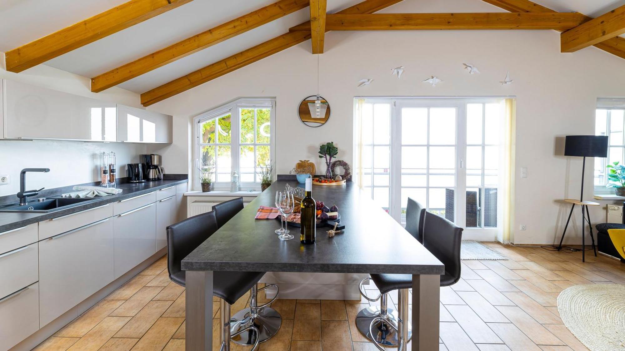Haus Seeblick Mit 9 Wohnungen Alt Reddevitz エクステリア 写真