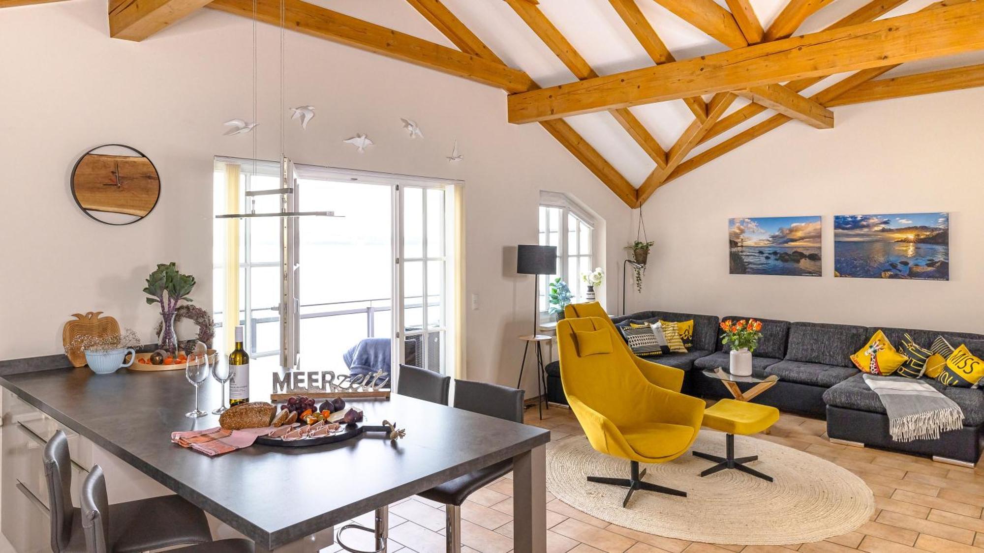 Haus Seeblick Mit 9 Wohnungen Alt Reddevitz エクステリア 写真
